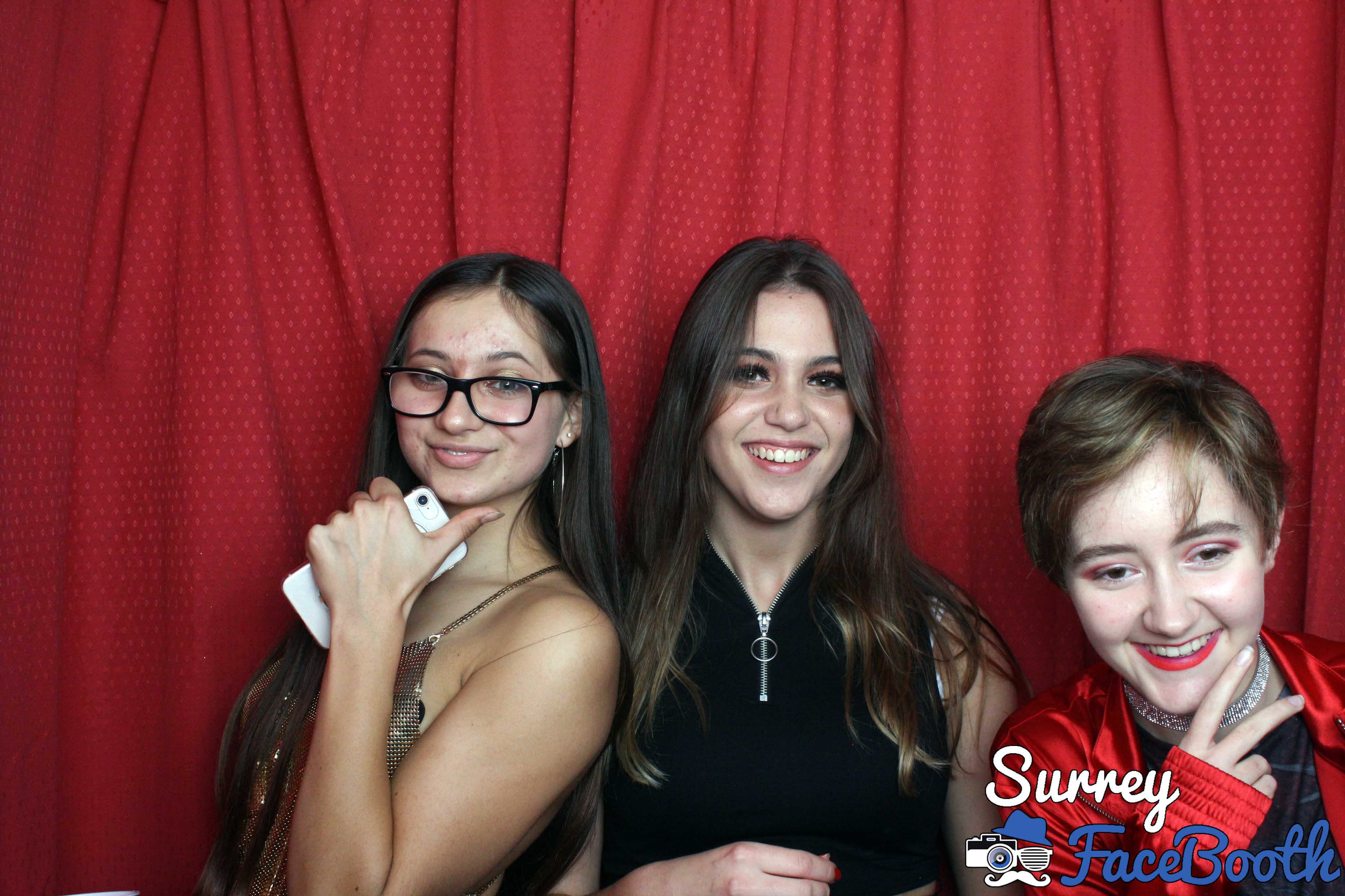 Nadiya & Maria's Birthday Party | View more photos from the event at galleries.surreyfacebooth.co.uk/u/Surrey-FaceBooth/Nadiya-Marias-Birthday-Party